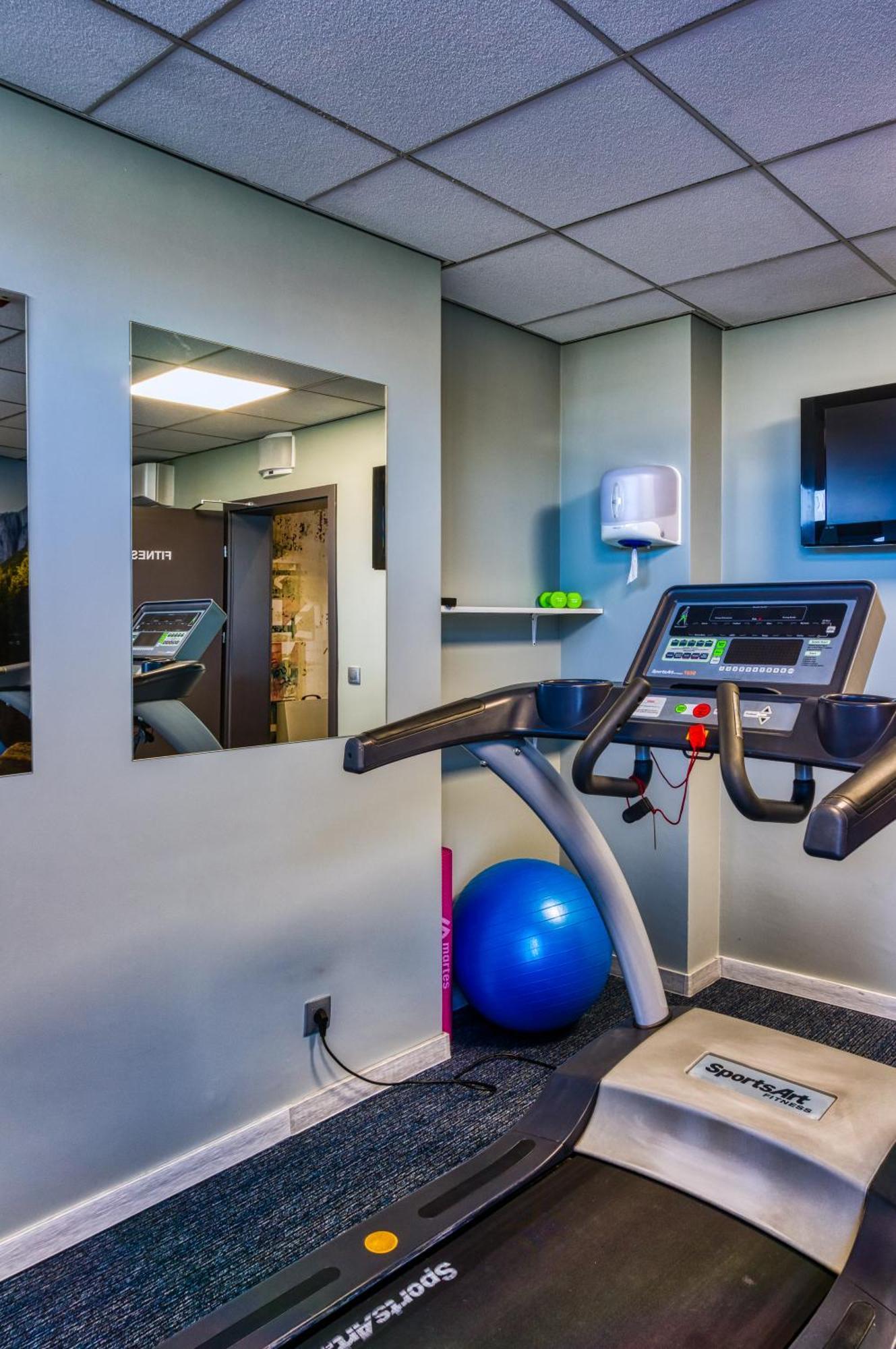 Ibis Czestochowa Ngoại thất bức ảnh